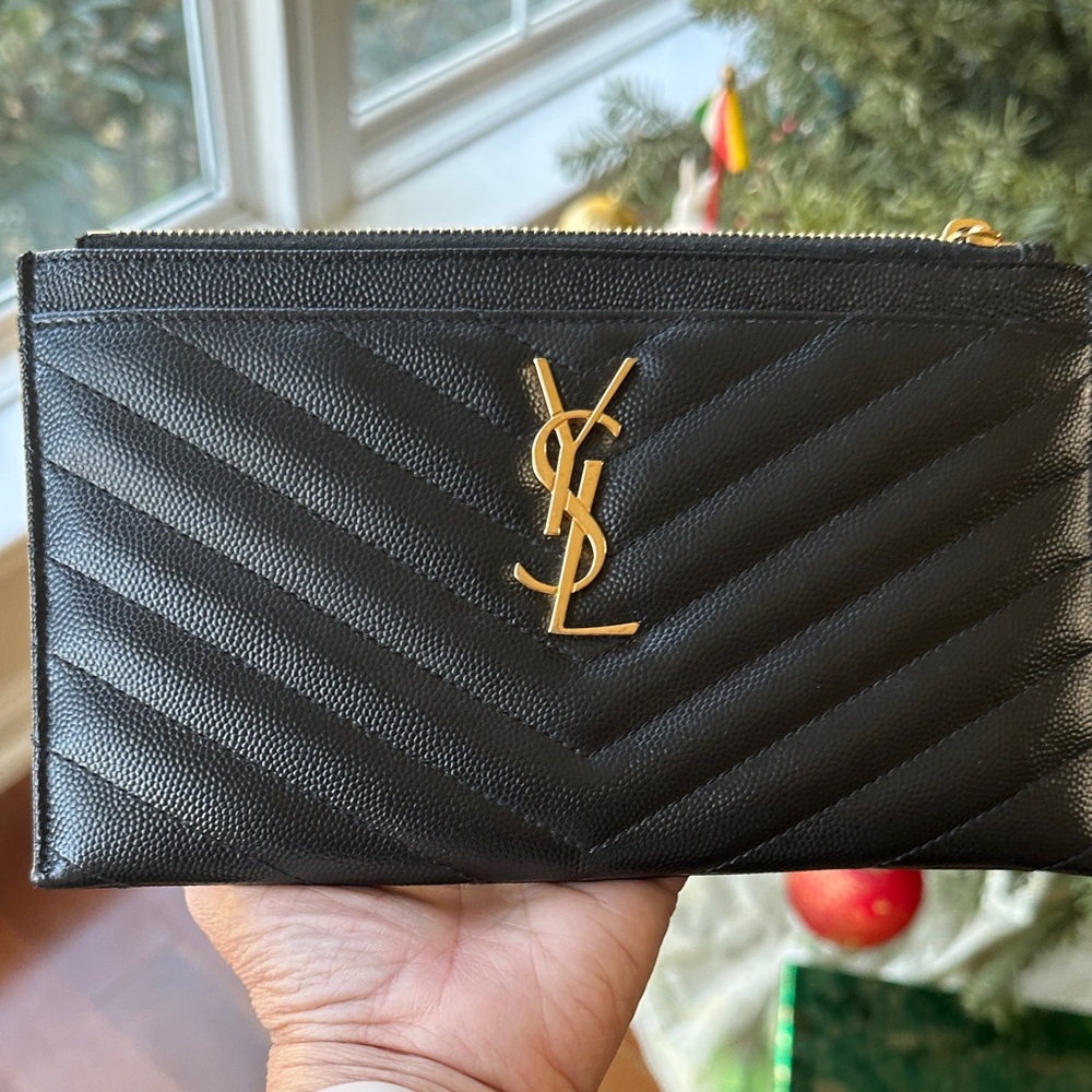 YSL Cassandre Saint Laurent Matelasse Zip Pouch Grain De Poudre Bill Clutch